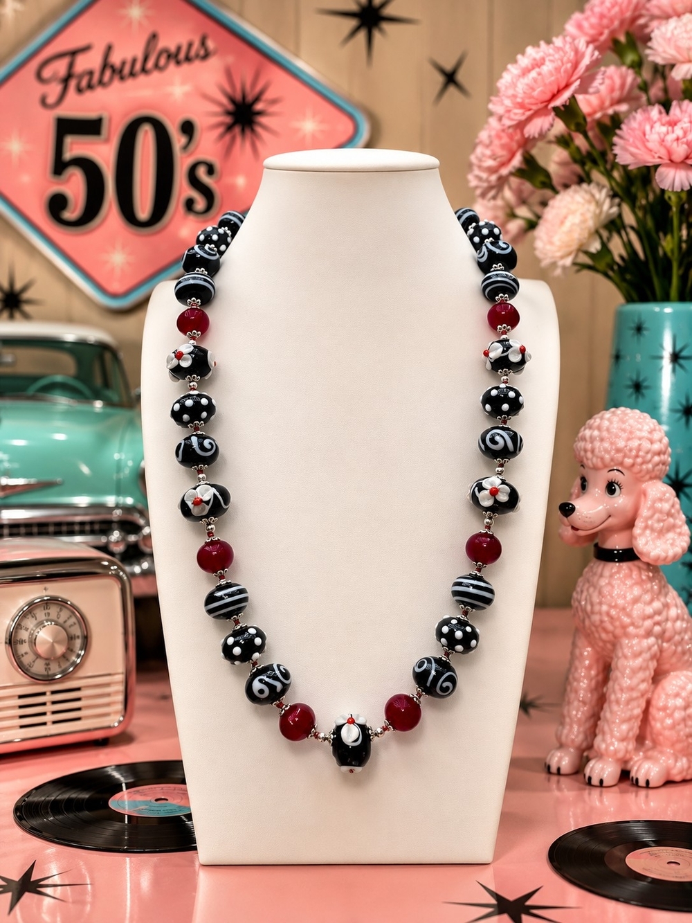 Cherry Jukebox 24 Inch Hand Knotted Lampwork Aprilsplace Black White Reto Look